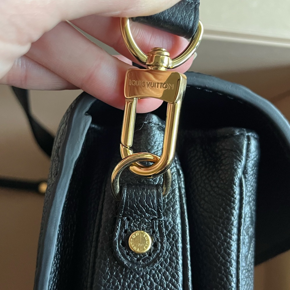 NEW - NWT LOUIS VUITTON M41487 Pochette Métis - Picture 15 of 17